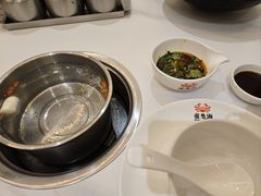 -帝皇海海鲜豆捞(桐泾商务广场店)