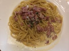 -玛格萝妮(汇智国际商业中心店)