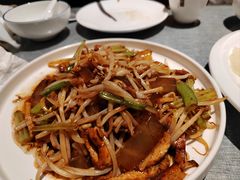 -闫府私房菜(恒隆店)