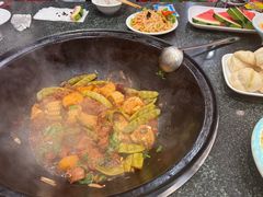 -老渔翁炖鱼坊(黄海西路东山店)