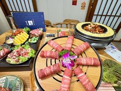 -青瓦餐厅·生鱼片·韩园烤肉(西塔店)