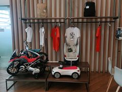 -北京宝诚宝马4S店