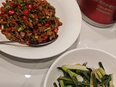 -三湘四水正宗湘菜(君峰路店)