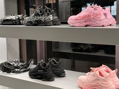 -BALENCIAGA(比斯特苏州购物村店)
