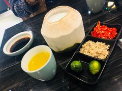 鲜榨椰子冻-东椰·海南椰子鸡火锅(朝阳门店)