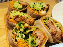 香肉卷饼-小镇大厨新概念复合中餐厅(万达广场大连高新店)