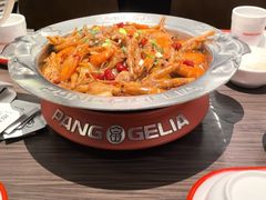 -胖哥俩肉蟹煲(石家庄长安万达店)