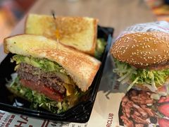 -The Habit Burger Grill 哈比特汉堡(复兴soho店)