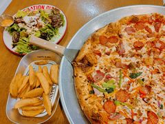 -Tube station站点比萨(王府井百货店)