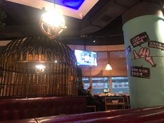 -三人行骨头王火锅(长寿店)
