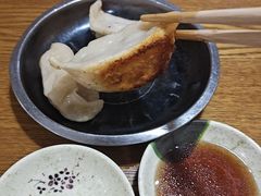 -黄阿姨锅贴大王(万航渡路店)