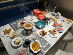 -金马门国际美食百汇(珞喻路店)