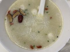 手打鱼丸汤-辣公子·千岛湖私房菜(滨江店)