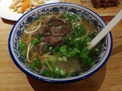 -嘻小北·兰州清汤牛肉面(太平洋森活天地店)