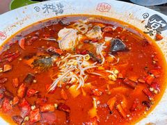 -辣小妮de川菜馆(红旗Mall店)