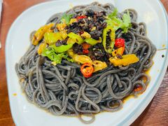 -湖南人家湘菜馆(镇江路店)