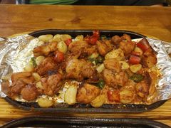 -老东镇啤酒屋海鲜加工·蒸汽海鲜·海鲜烧烤(台东店)