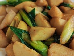 青蒜烧芋艿-大永徽·传统徽菜