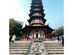 -绳金塔