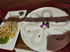 -山城鼎重庆老火锅(西安钟楼店)