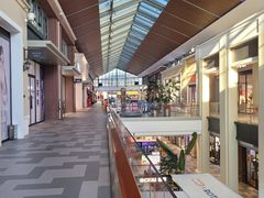 -王府井奥莱棋盘山小镇