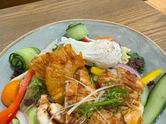 凤梨照烧鸡肉沙拉-Two Birds One Stone·一石二鸟(诚品生活店)