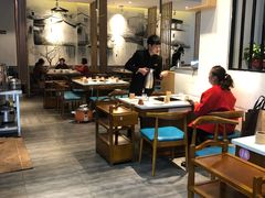 大堂-小牛叔鲜切牛肉·火锅·烤肉自助(公济桥路店)
