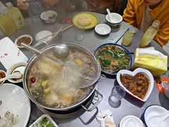 -官塘陈记鱼生·潮汕砂锅粥·牛肉火锅(潮枫路总店)