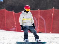 -鳌山滑雪度假区