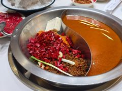 -沸炉重庆老火锅(军事博物馆店)