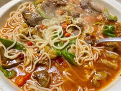 米粉牛杂钵-佬湘楼(越秀城市广场店)