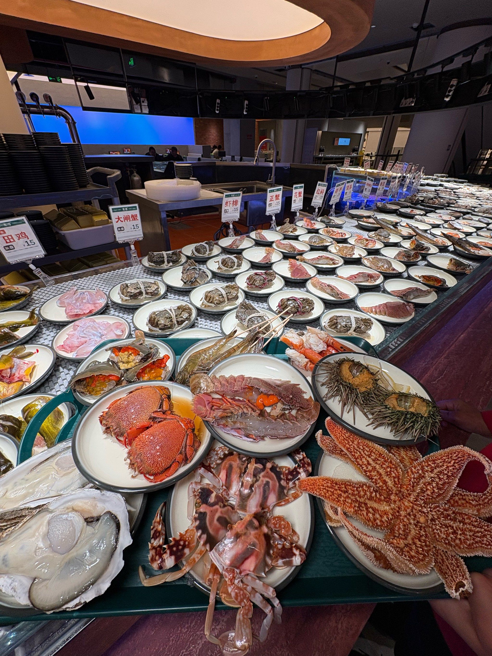 福州新开的!3000平海鲜自选火锅