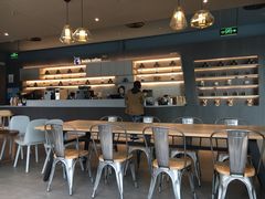 大堂-瑞幸咖啡(宝华国际广场店)