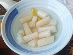 -莲餐厅·湖北菜·潜江小龙虾店(愚园路店)