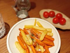 -芭莉与彩虹西餐厅(成都合生汇店)