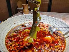 -冰冰龙虾·江湖菜·花园江景餐厅