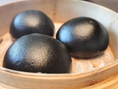 黑金流沙包-新荣记(南京西路店)
