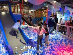 -幻贝家儿童乐园(苏州中心店)