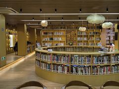 -漕河泾街道图书馆(漕河泾社区文化活动中心店)