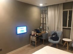 -如家酒店·neo(长沙步行街黄兴广场地铁站店)