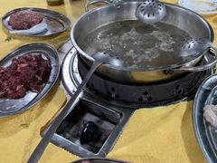 -五洞培记山庄·鲜牛肉火锅