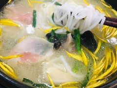 -桥香园过桥米线(国贸店)