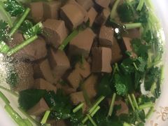 馋口鸭血汤-馋三尺蟹粉小笼(人民广场店)
