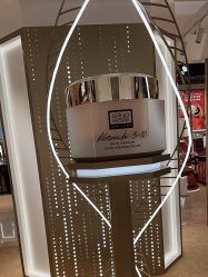 -奥伦纳素Erno Laszlo