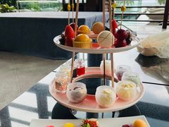 -亚龙湾喜来登·美景台大堂吧