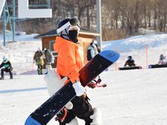-中旅松花湖滑雪场