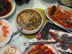 -纳家楼·地道陕菜(劳动路店)