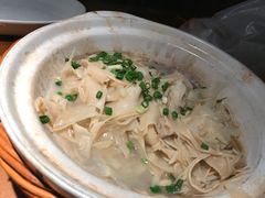 -洞庭土菜小炒馆(易发广场店)