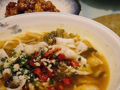 -松沪名灶·豆浆鱼头·新上海菜(飞航吾悦广场店)