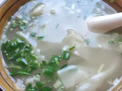 -烤鸭肉夹馍鸭汤店